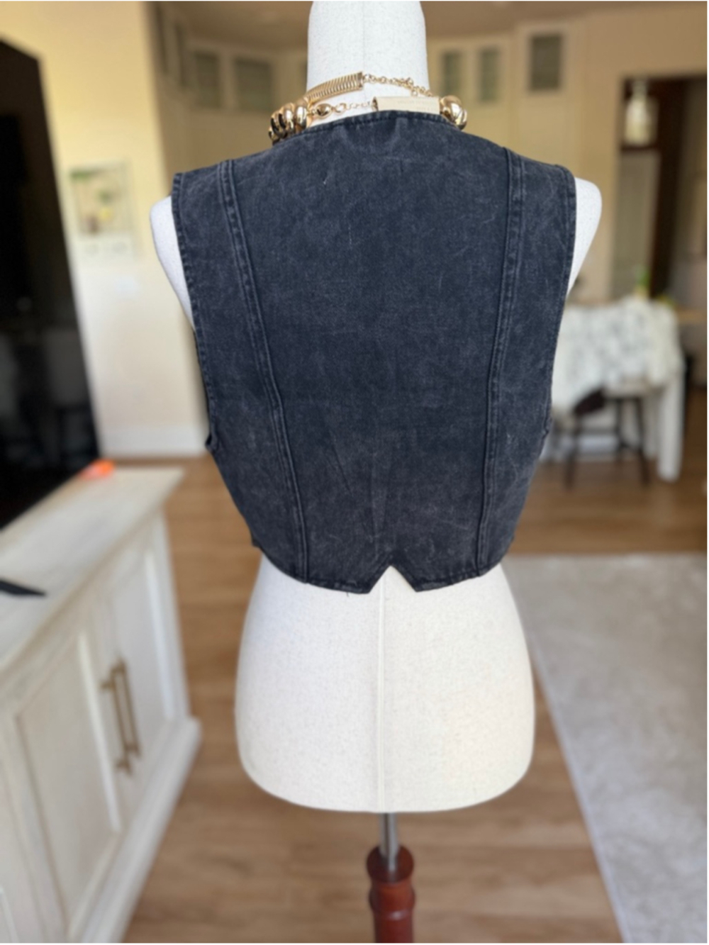 Women's SIGNATURE8 Black Embellished Denim Vest M NWT - Picture 4 of 5